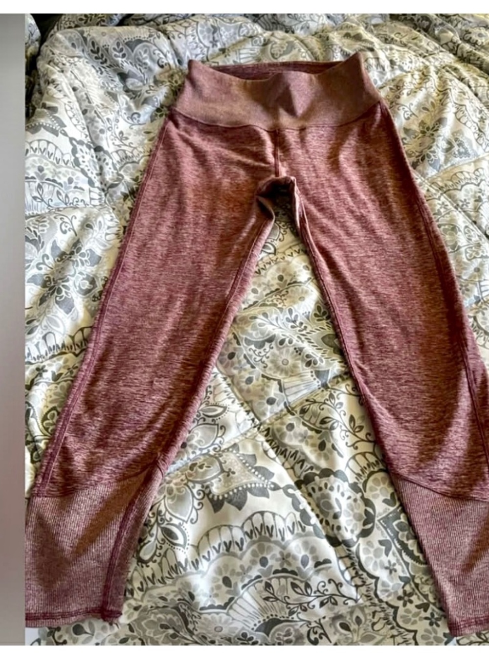 Alo leggings